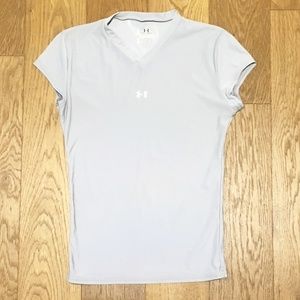 Great condition Under Armour MoistureWicking Shirt